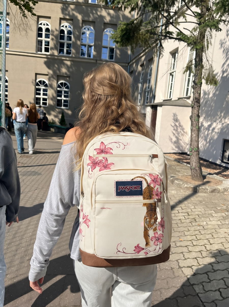 Customer wearing The Larkspur Backpack